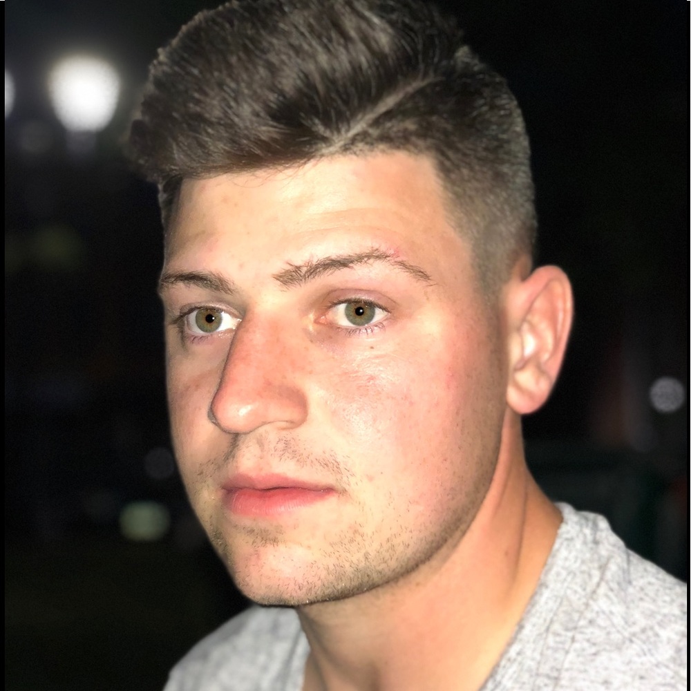 Meet your Posher, Lucas